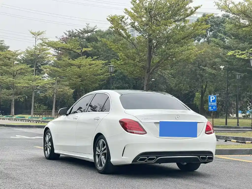 MERCEDES-BENZ C CLASS