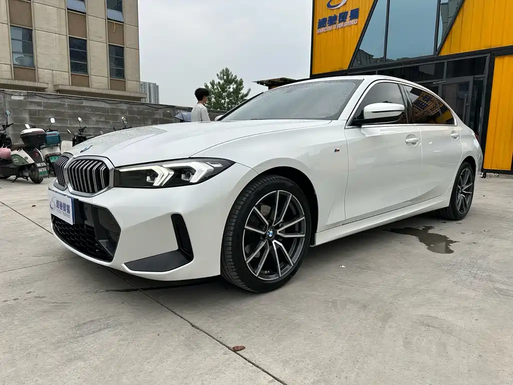 BMW 3 Series 2023