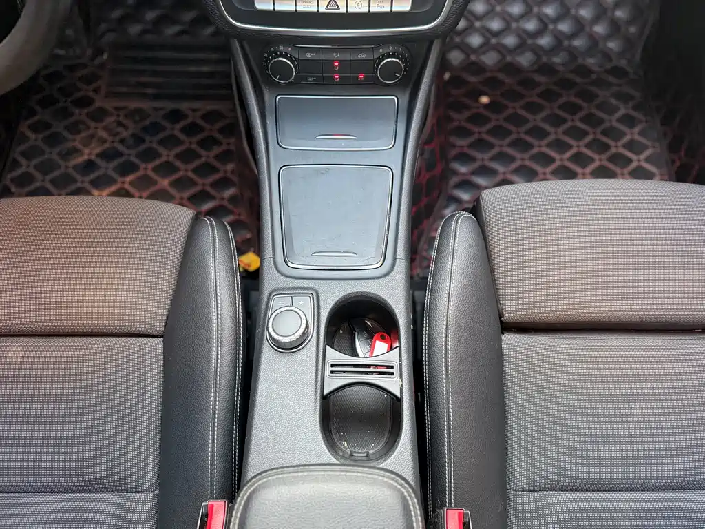 MERCEDES-BENZ A CLASS