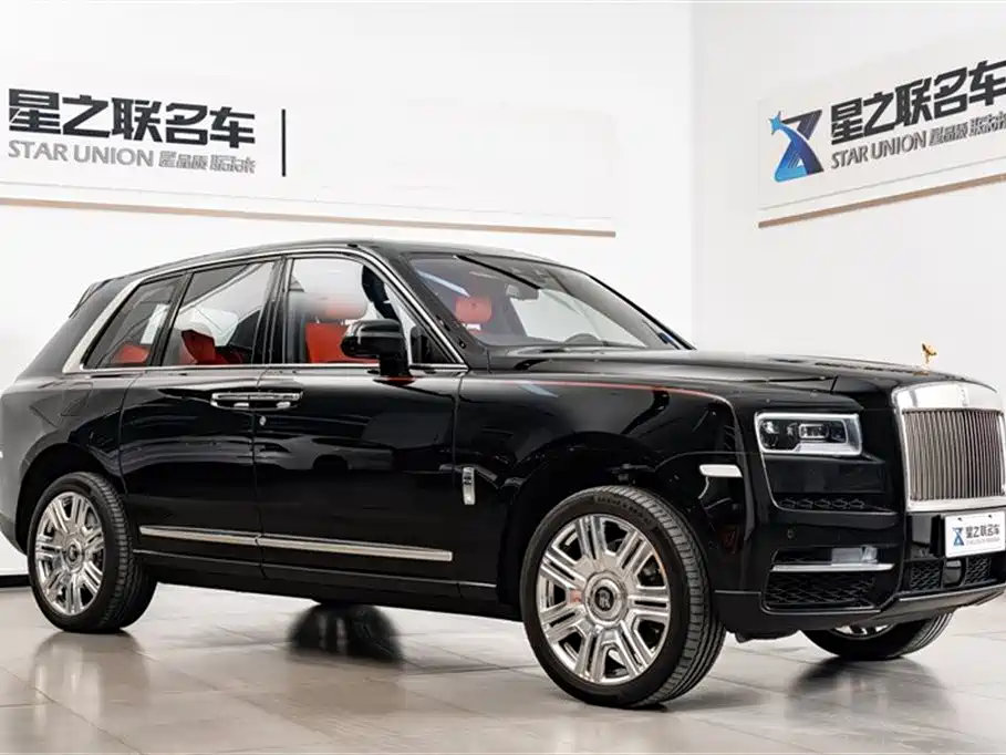 Rolls-Royce Cullinan 2024 мест