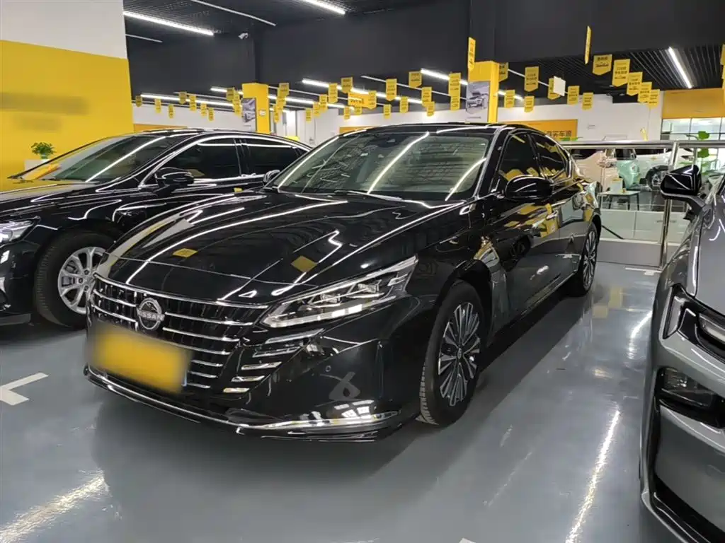 Nissan Teana 2024
