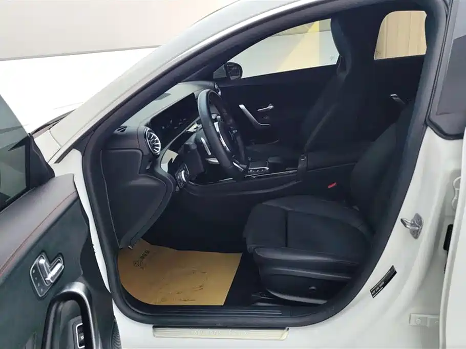 Mercedes-Benz CLA 2023 CLA 200