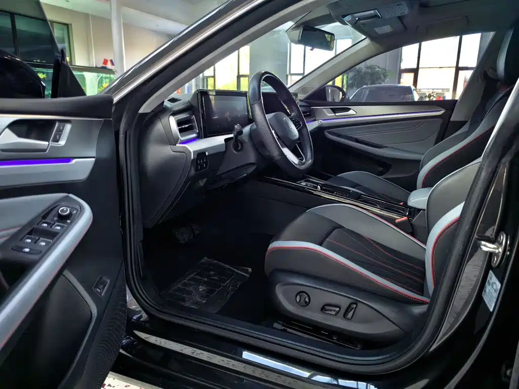Volkswagen Lamando 2022 L 280TSI DSG
