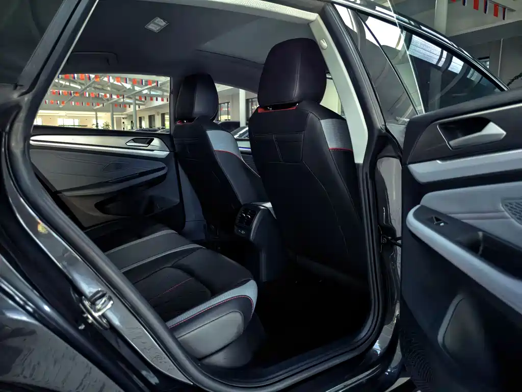 Volkswagen Lamando 2022 L 280TSI DSG