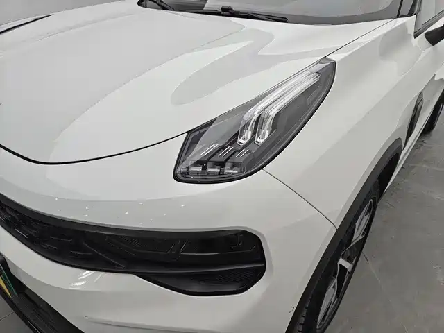 Lynk & Co 01 EM-P — миниатюра 14