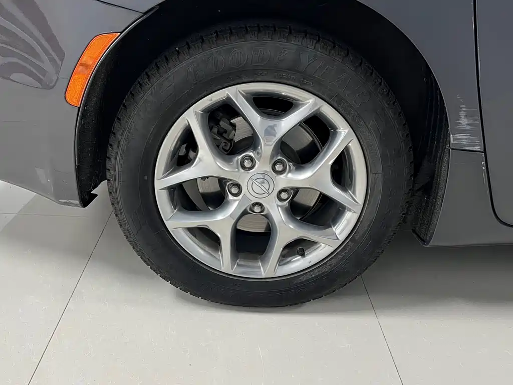 Chrysler Grand Voyager (Import) — миниатюра 11