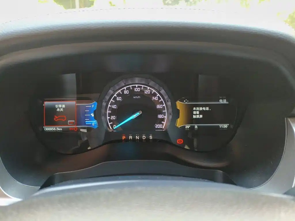 Ford Everest — миниатюра 7