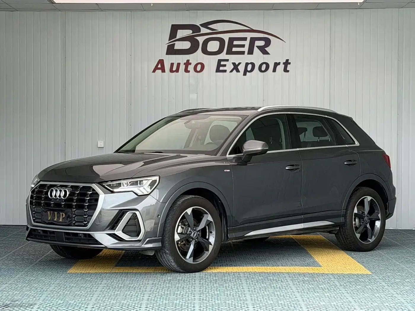 奥迪Q3 2022款 35 TFSI 时尚动感型 2021
