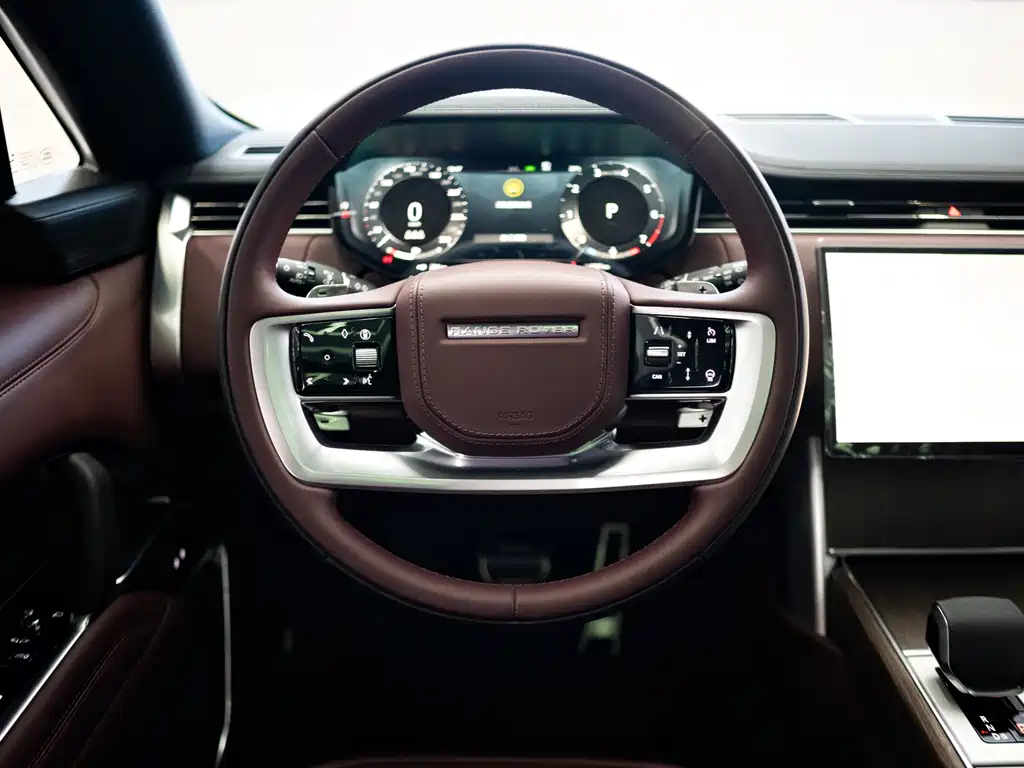 Land Rover Range Rover 2025 3.0 L6 400PS Long Wheelbase