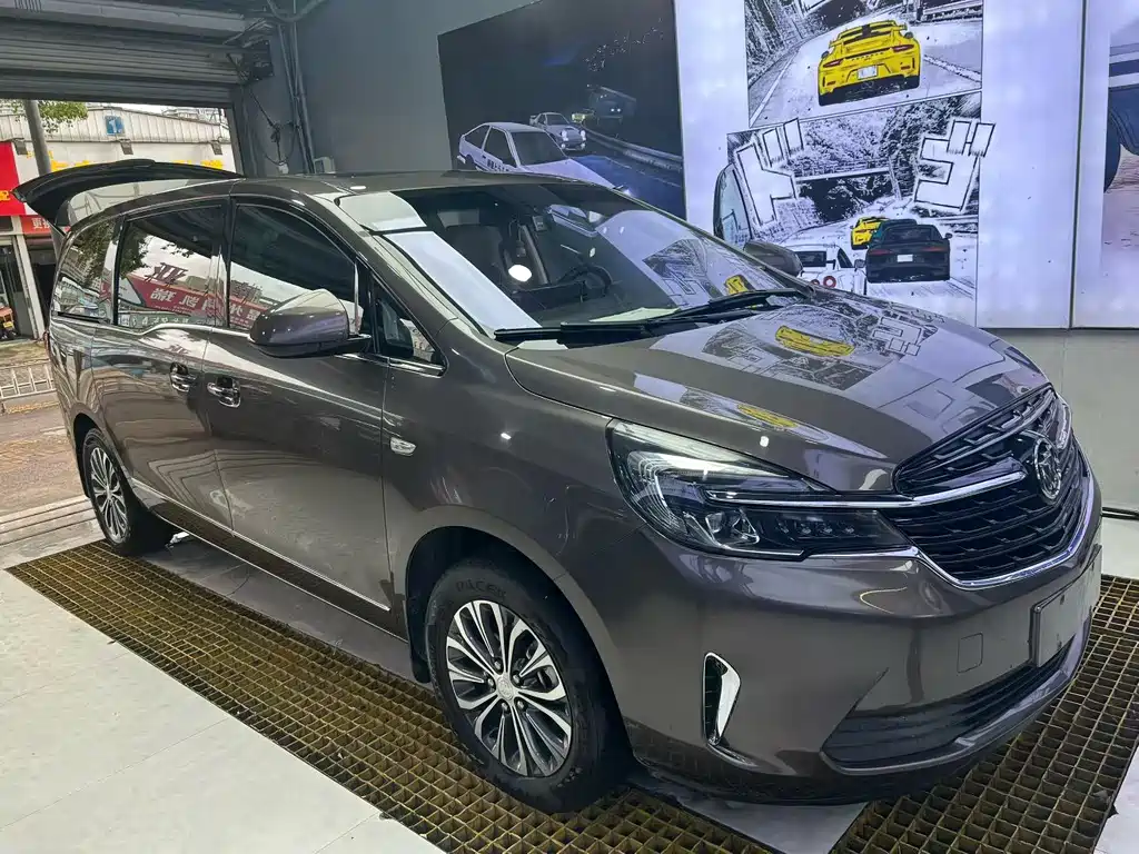 Buick GL8 2020