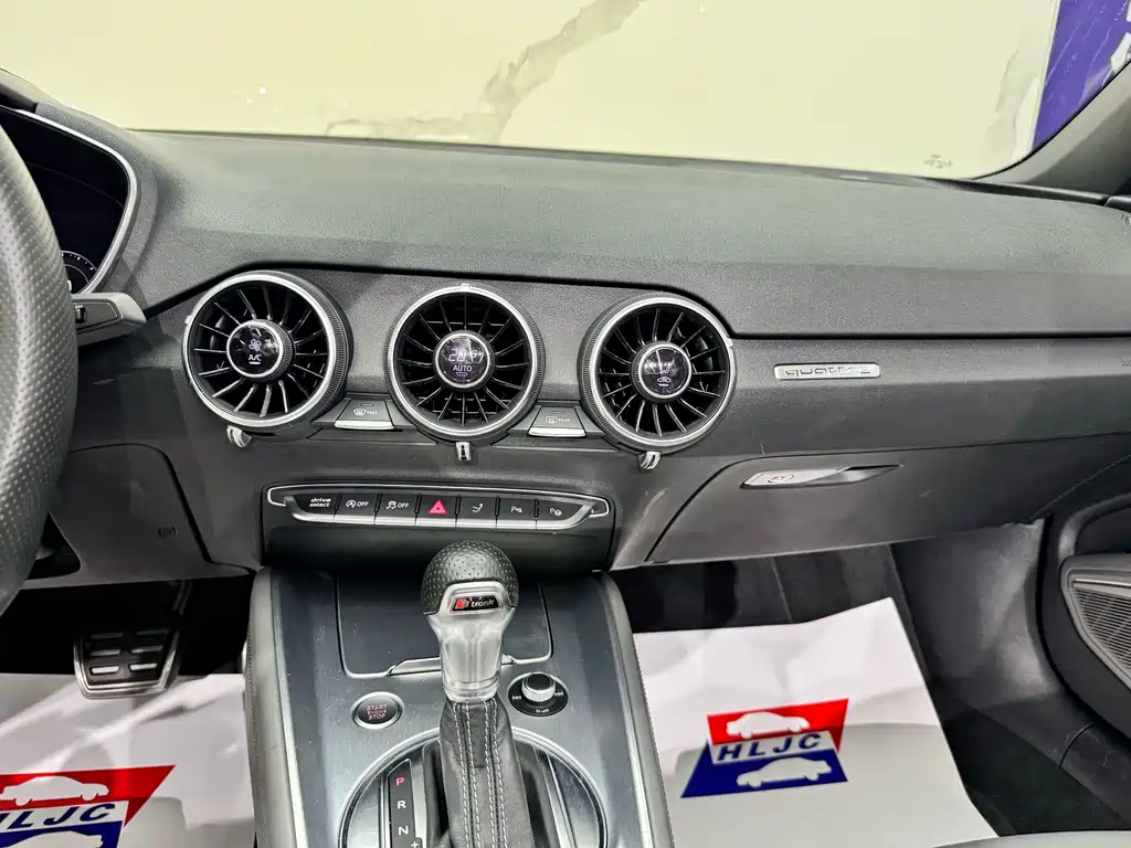 Audi TT — миниатюра 10