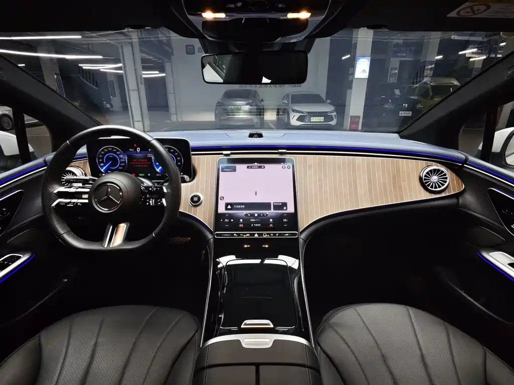 Mercedes-Benz EQE — миниатюра 4
