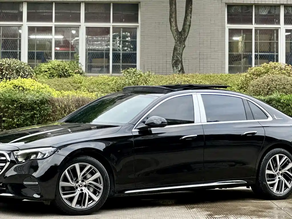 Mercedes-Benz E-Class E 2024 E 300 L Fashion