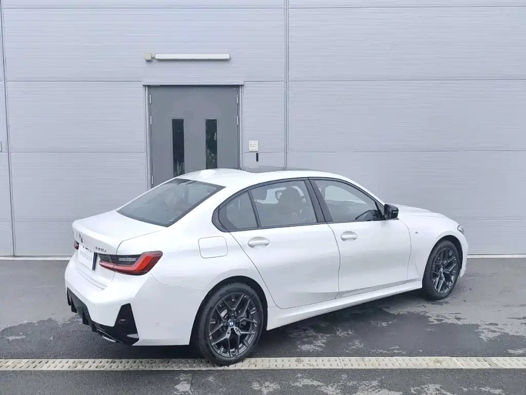 BMW 3 Series 3 2026 330Li M Sport