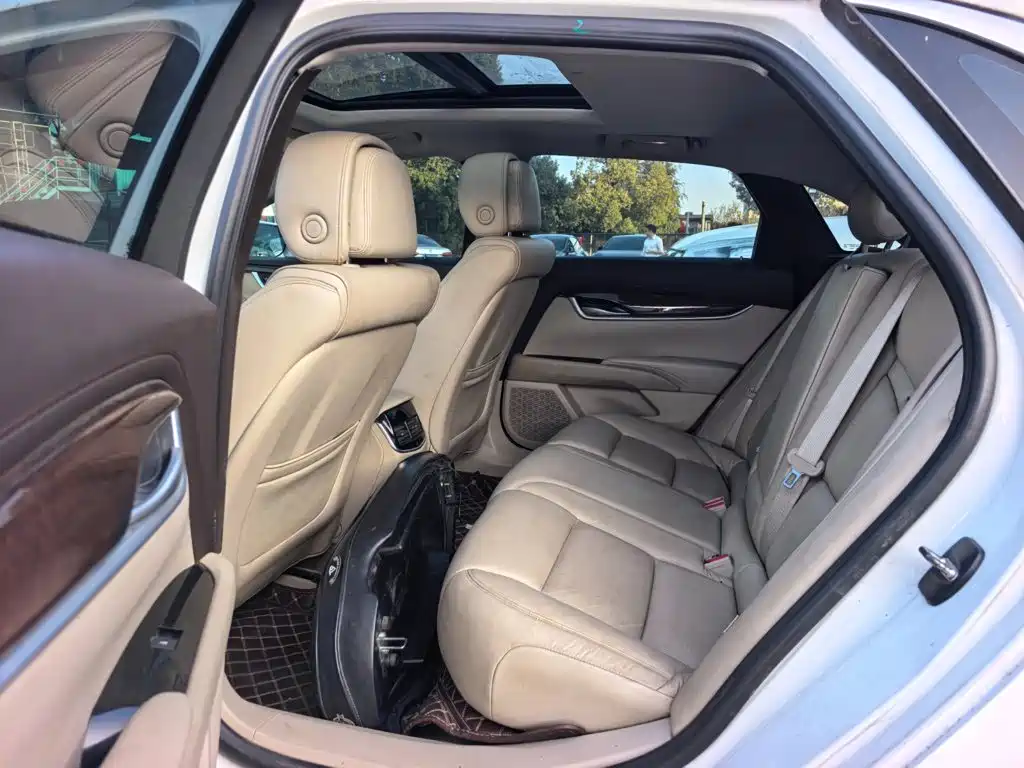 Cadillac XTS — миниатюра 11