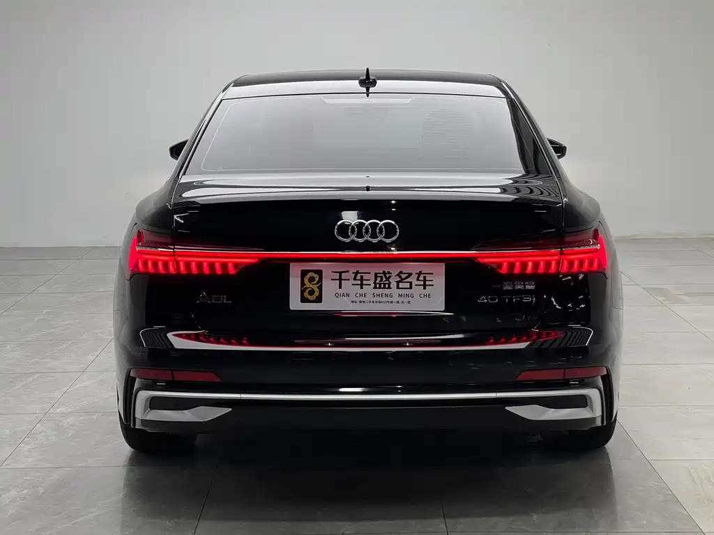 Audi A6L 2023 40 TFSI Luxury