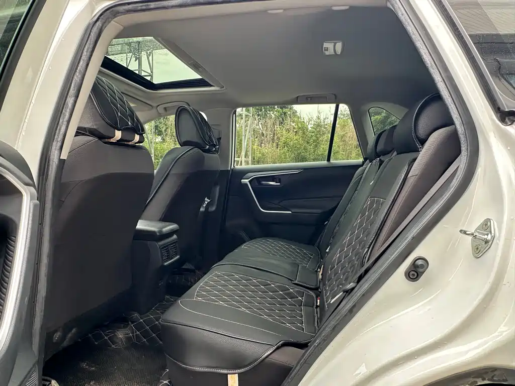 Toyota RAV4 2021 2.0L CVT