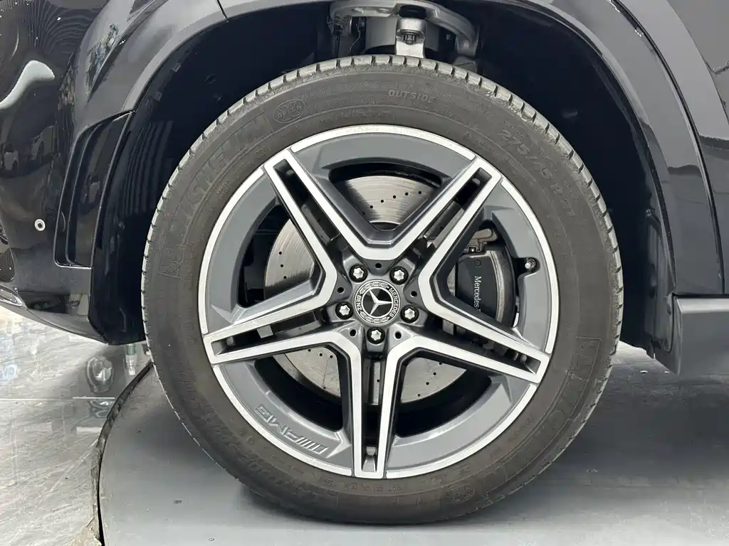 Mercedes-Benz GLS — миниатюра 25