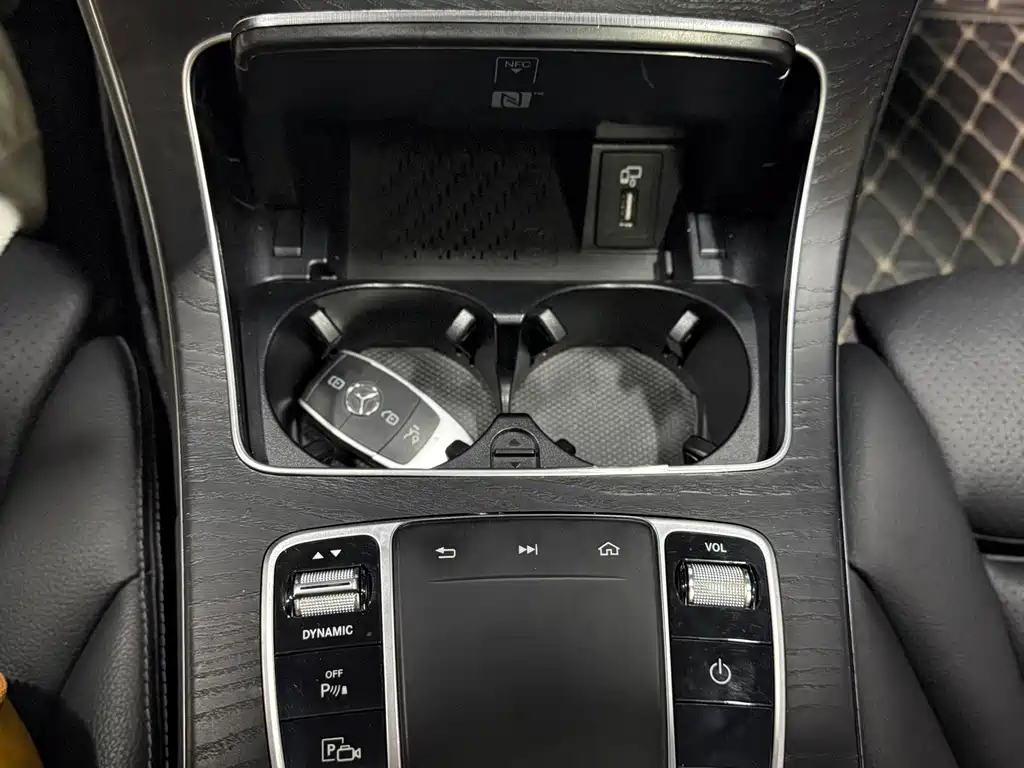 Mercedes-Benz C-Class — миниатюра 22