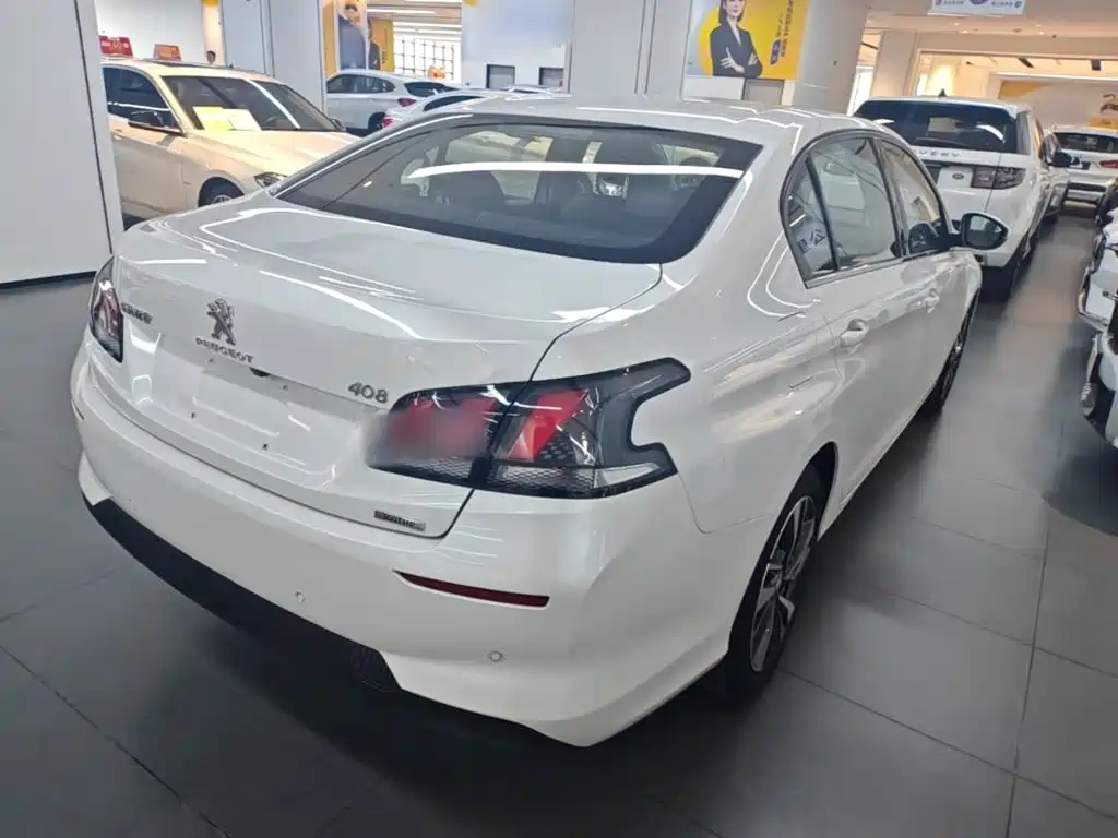 Peugeot 408 — миниатюра 7