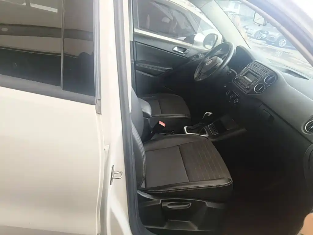 Volkswagen Tiguan — миниатюра 25