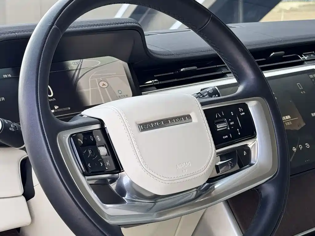 Land Rover Range Rover — миниатюра 13