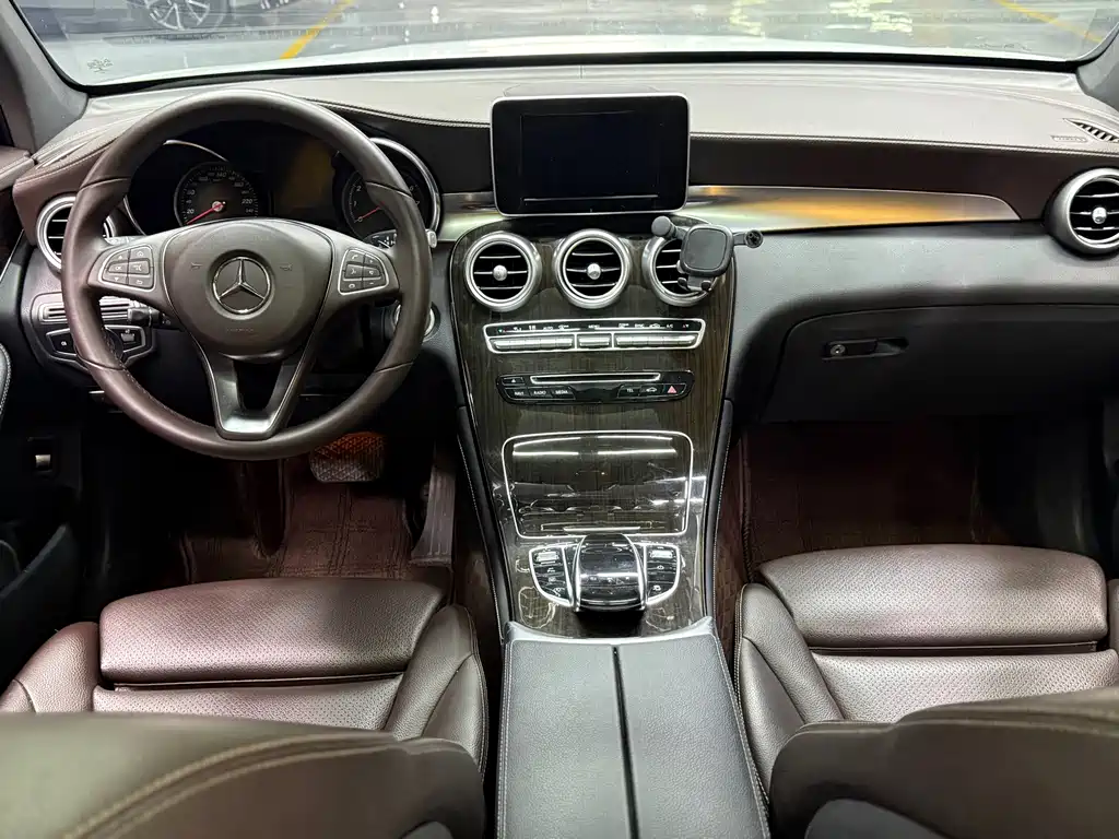 Mercedes-Benz GLC — миниатюра 11