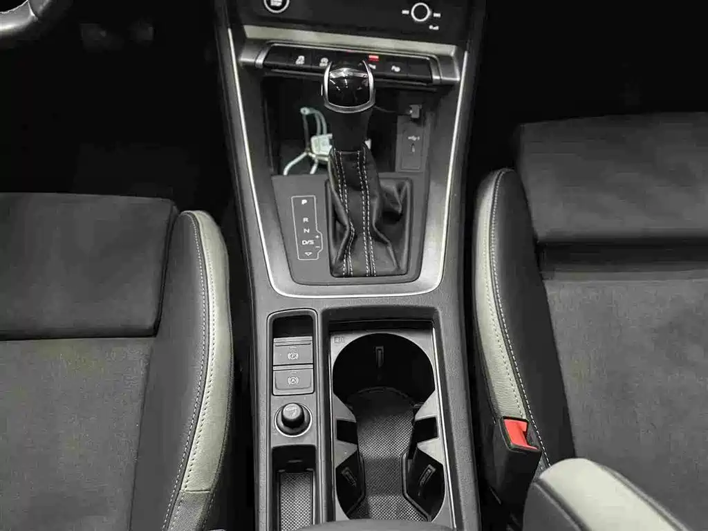 Audi Q3 — фотографии объявления, Фото 15