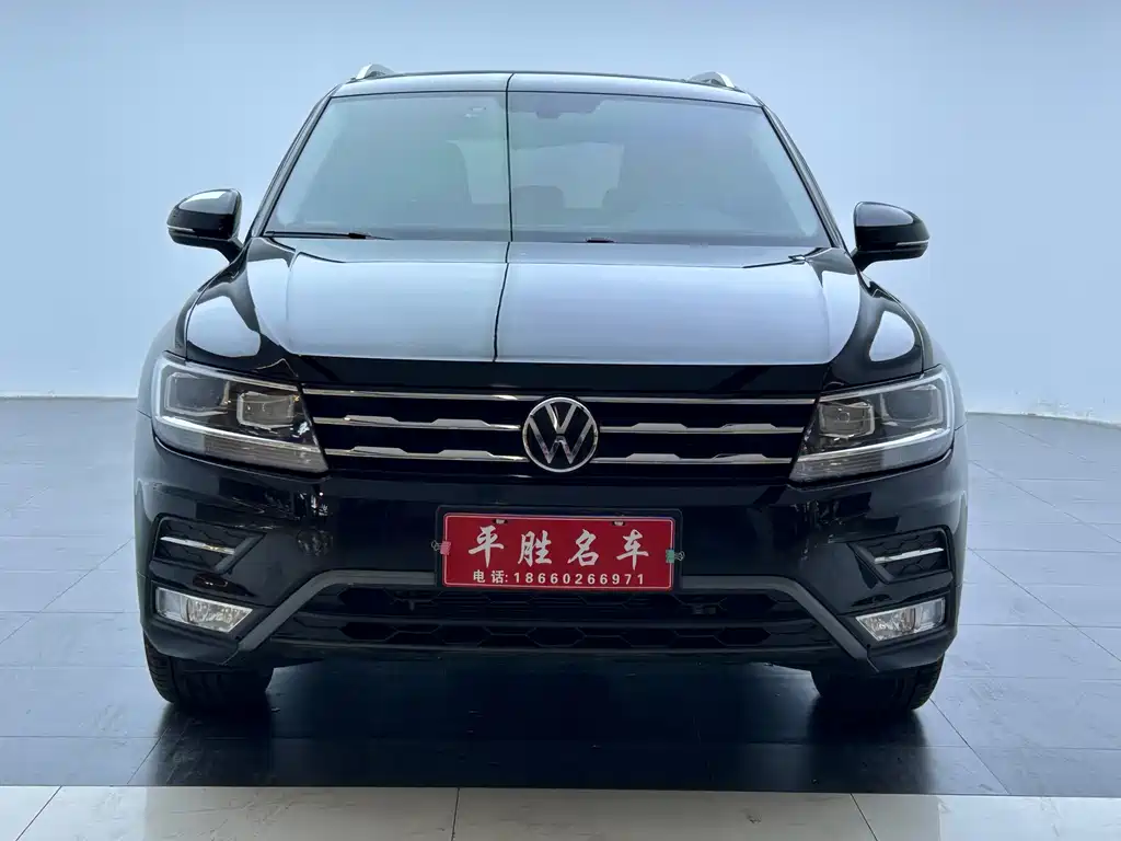 Volkswagen Tiguan L — миниатюра 2