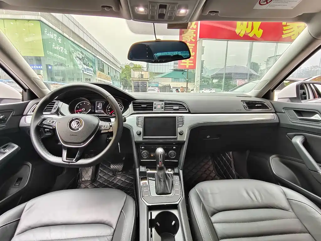 Volkswagen Lamando — миниатюра 7