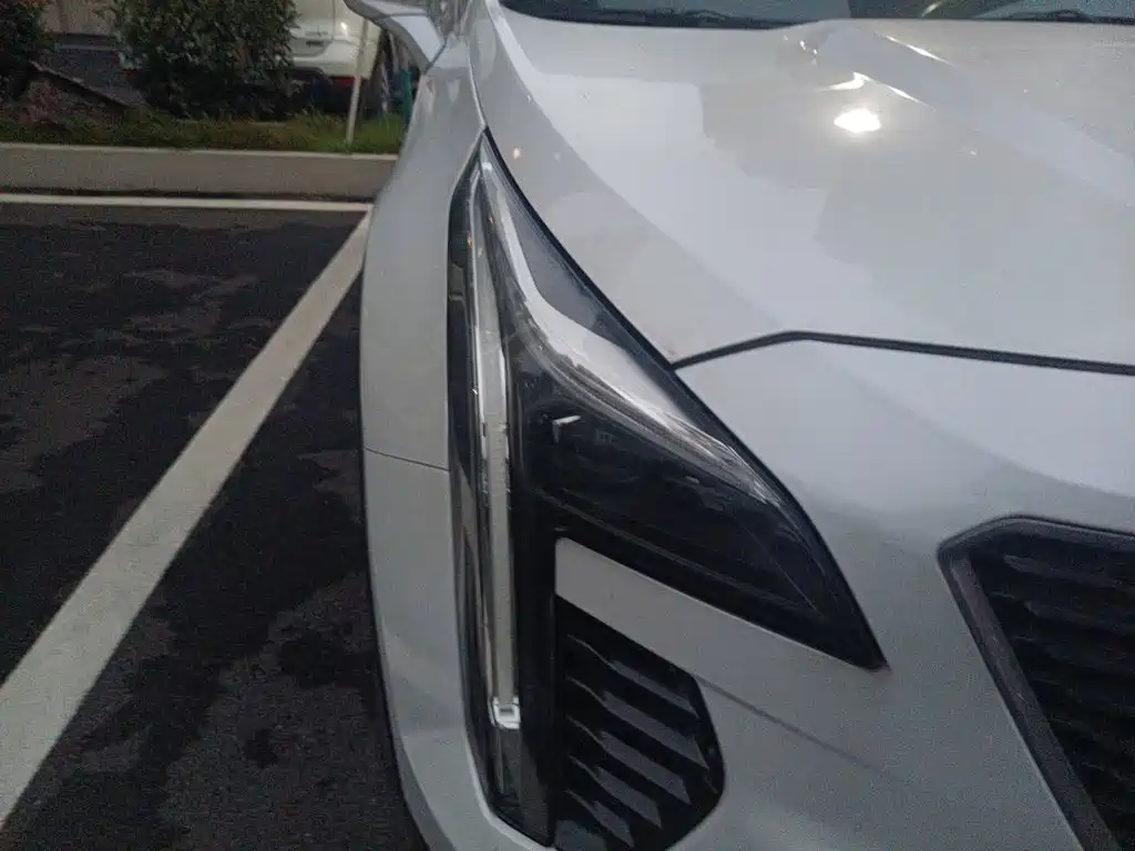 Cadillac XT4 — миниатюра 7