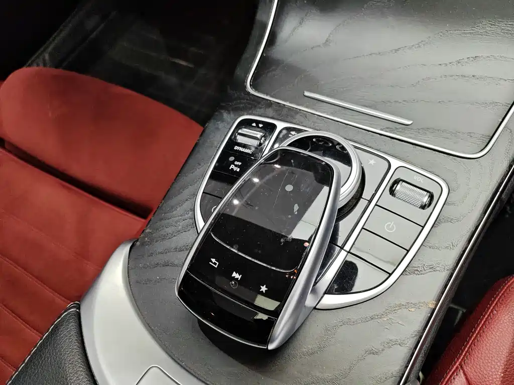 Mercedes-Benz C-Class — миниатюра 16