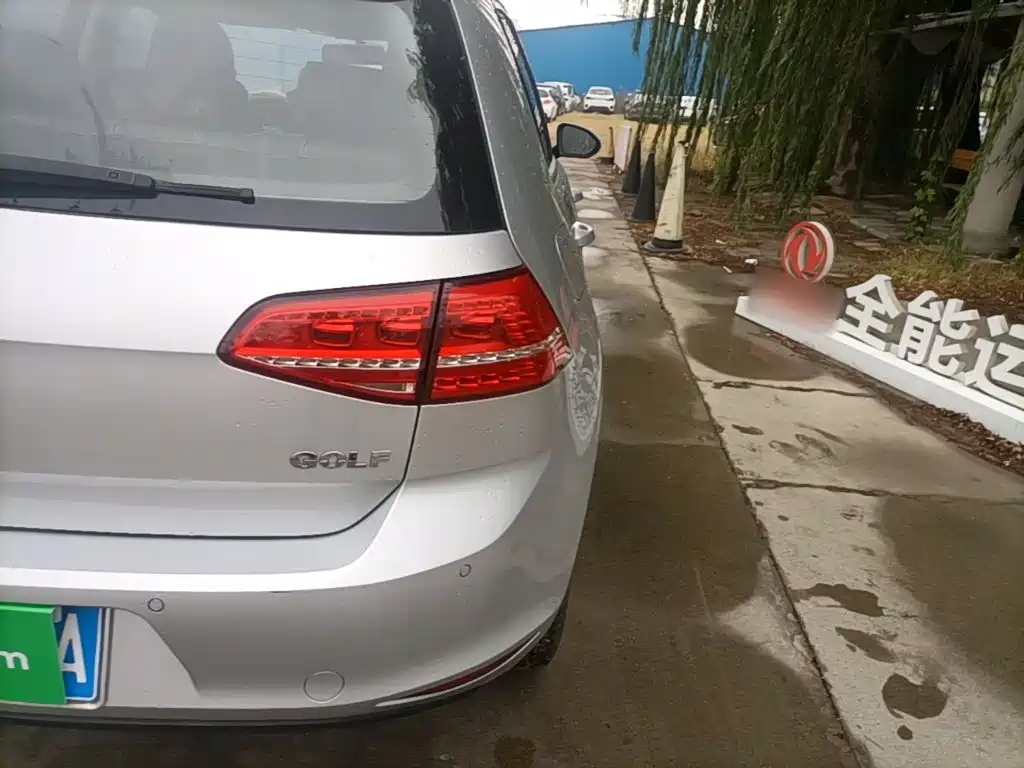 Volkswagen Golf — миниатюра 8