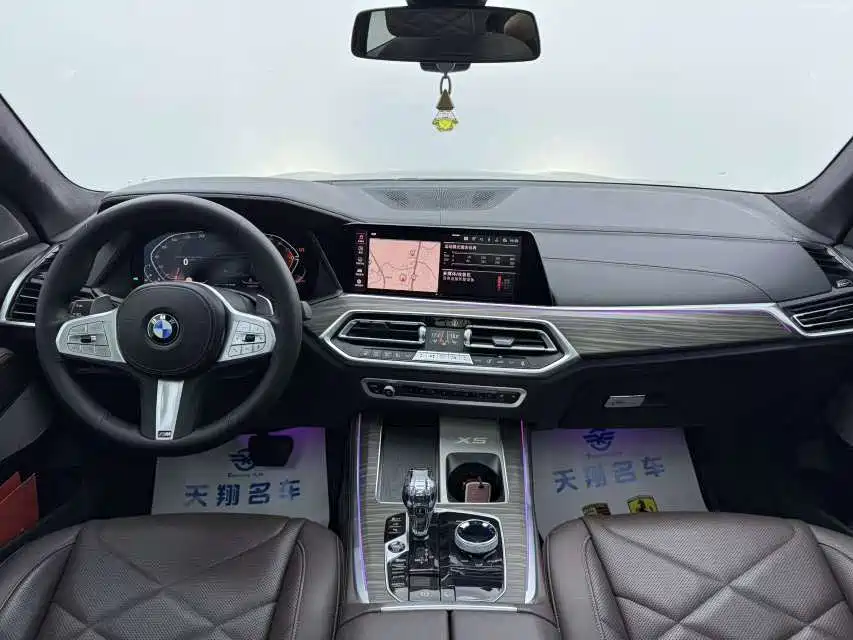 BMW X5 — миниатюра 11