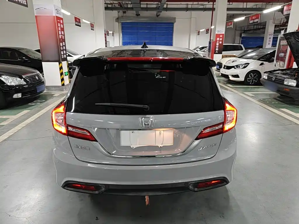 Honda Jade — миниатюра 6
