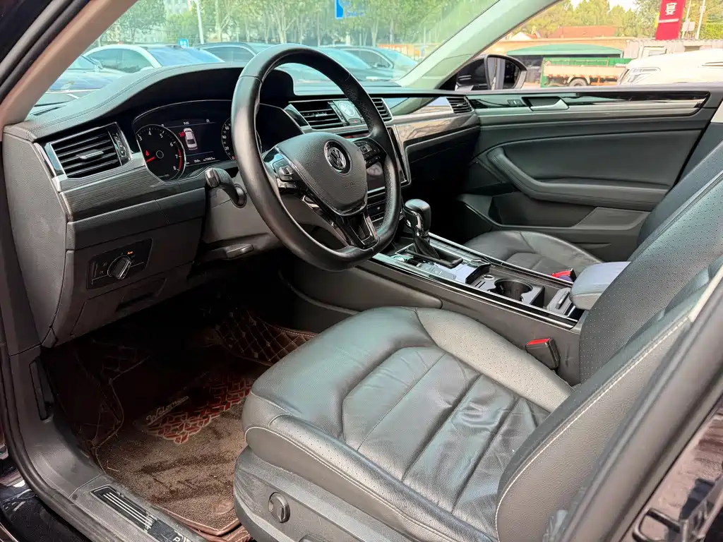 Volkswagen Phideon — миниатюра 7