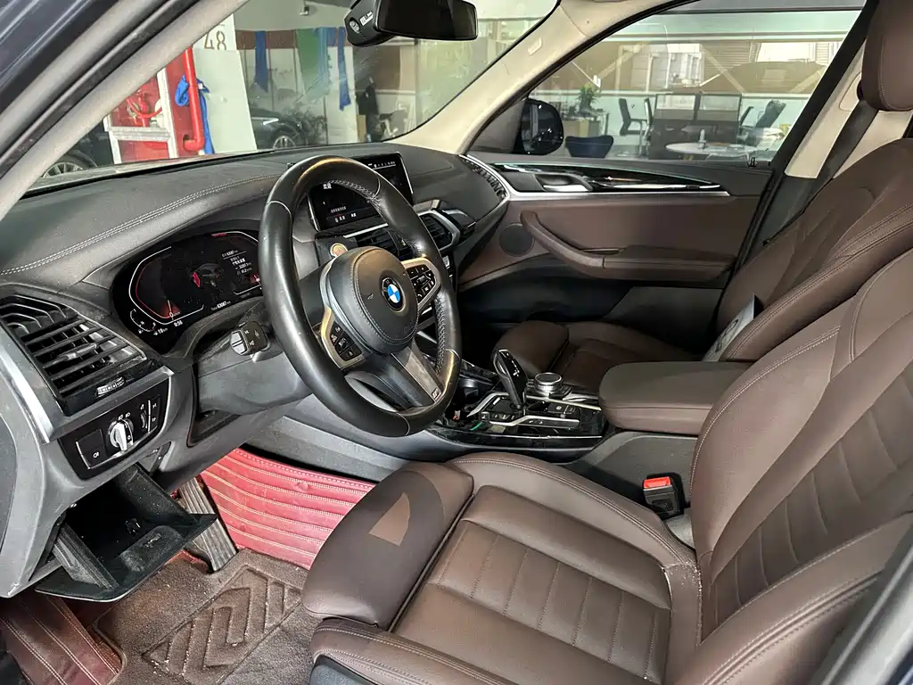 BMW X3 — миниатюра 8