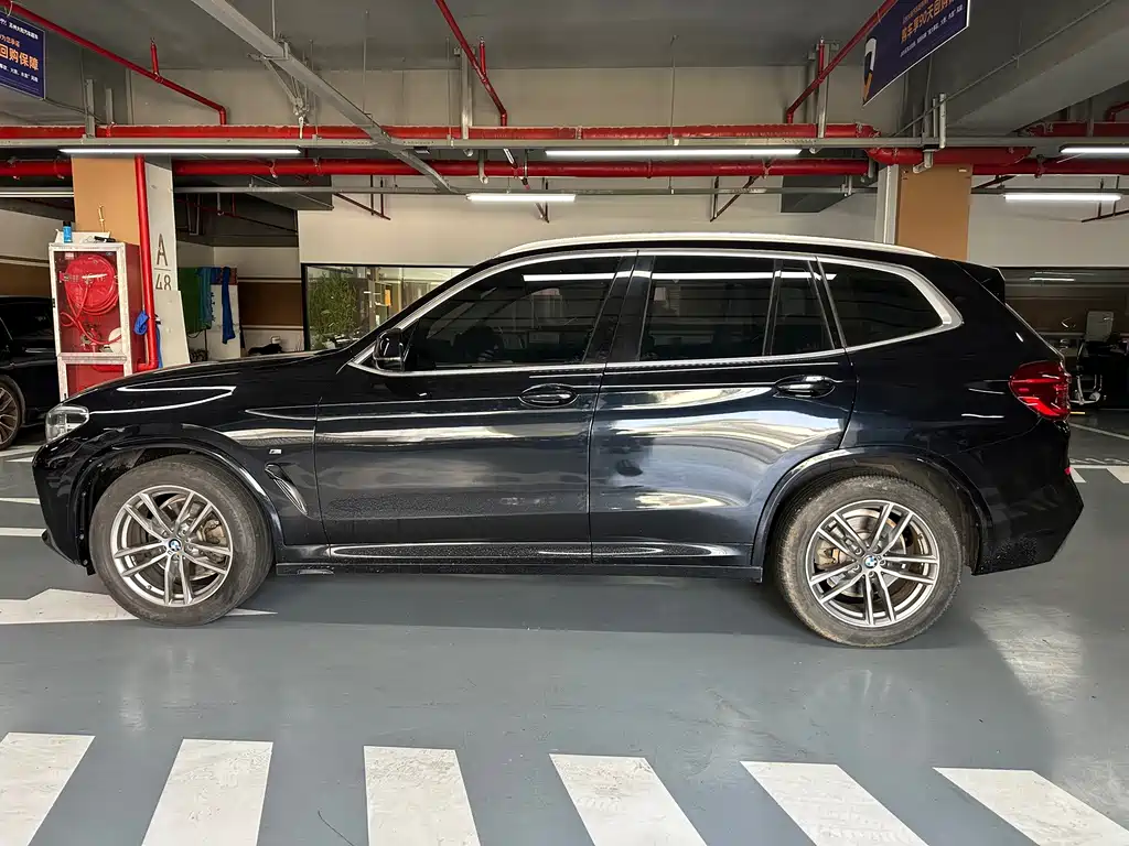 BMW X3 — миниатюра 7