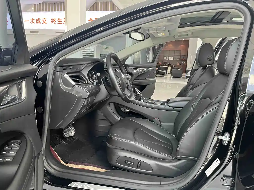 Buick LaCrosse — миниатюра 4