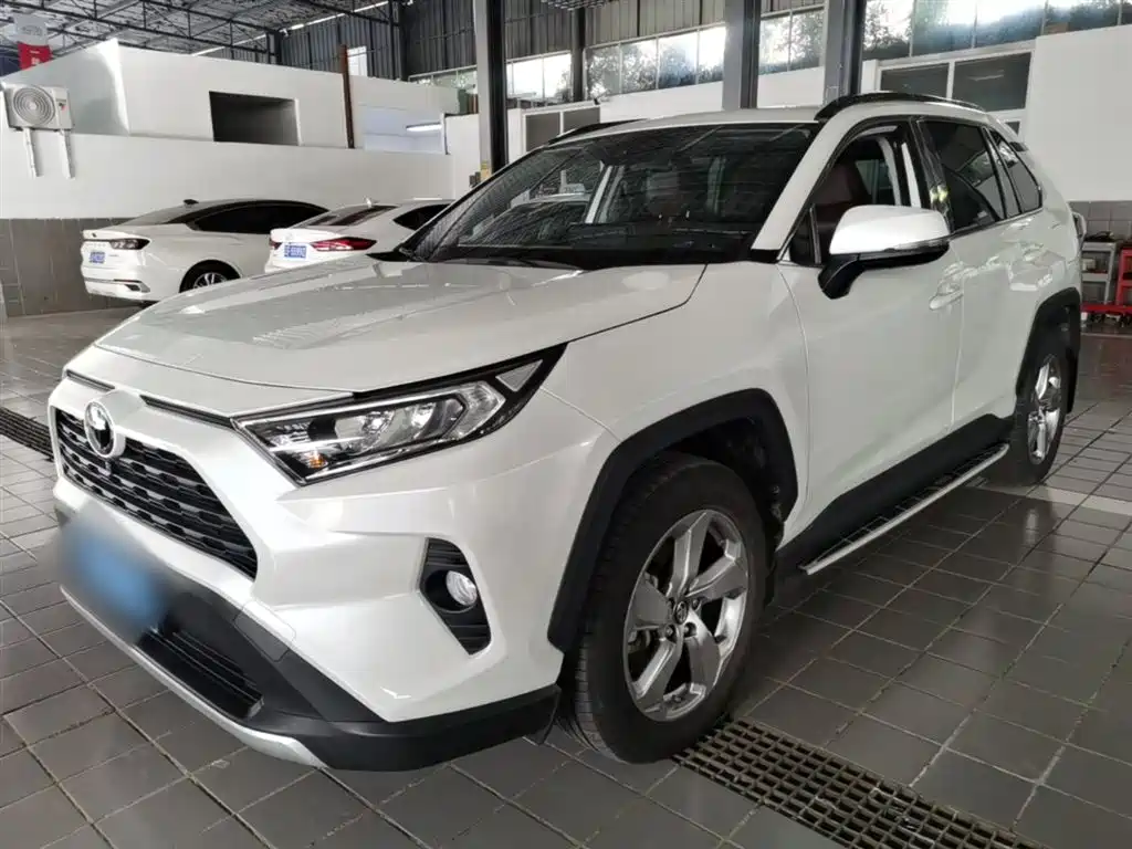 Toyota RAV4 2021