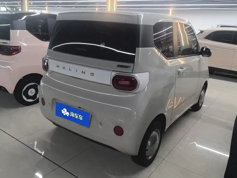 Wuling MINIEV — миниатюра 3
