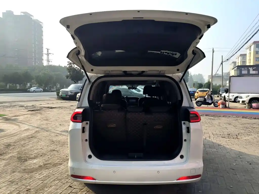 GAC Motor Trumpchi M6 — миниатюра 19