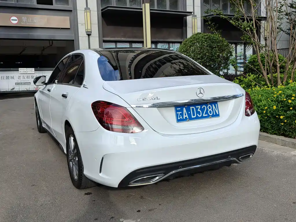 MERCEDES-BENZ C CLASS