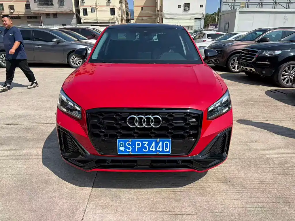 Audi Q2L 2022