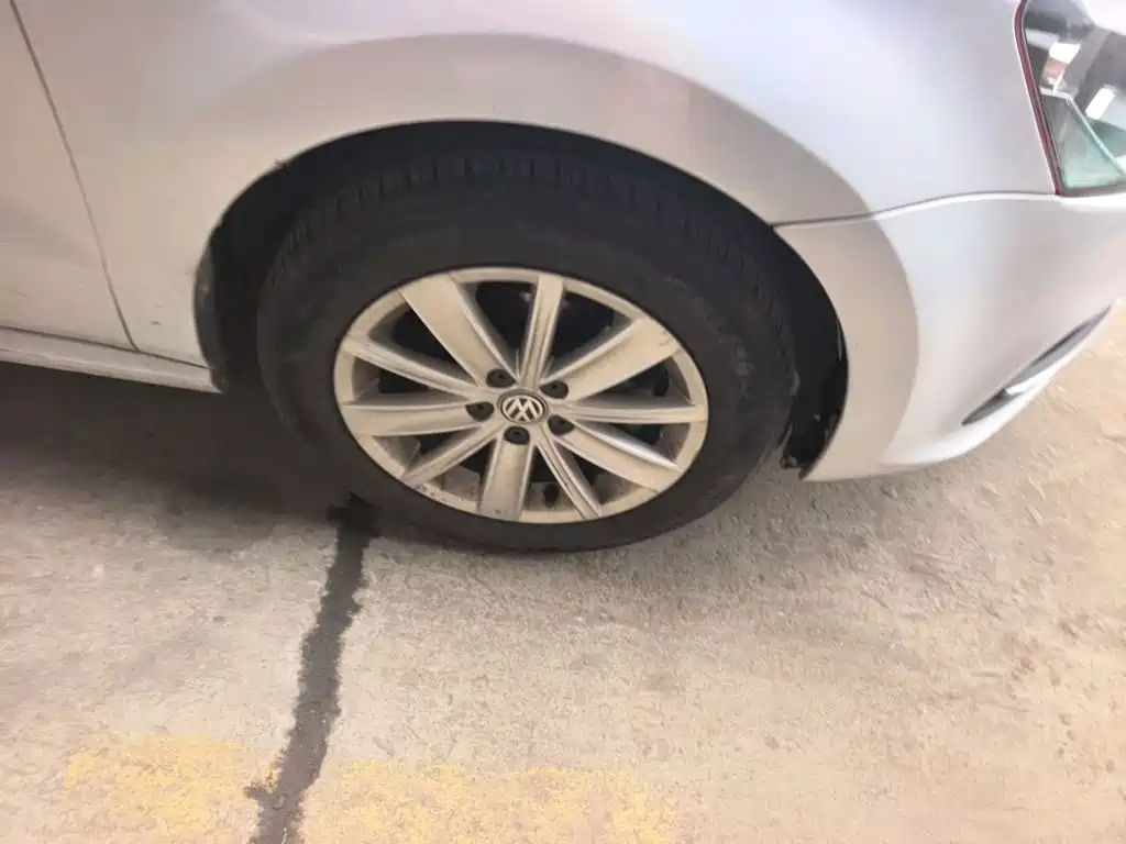 Volkswagen Polo — миниатюра 8