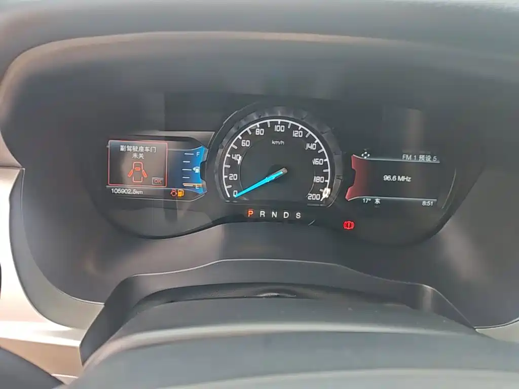 Ford Everest — миниатюра 12