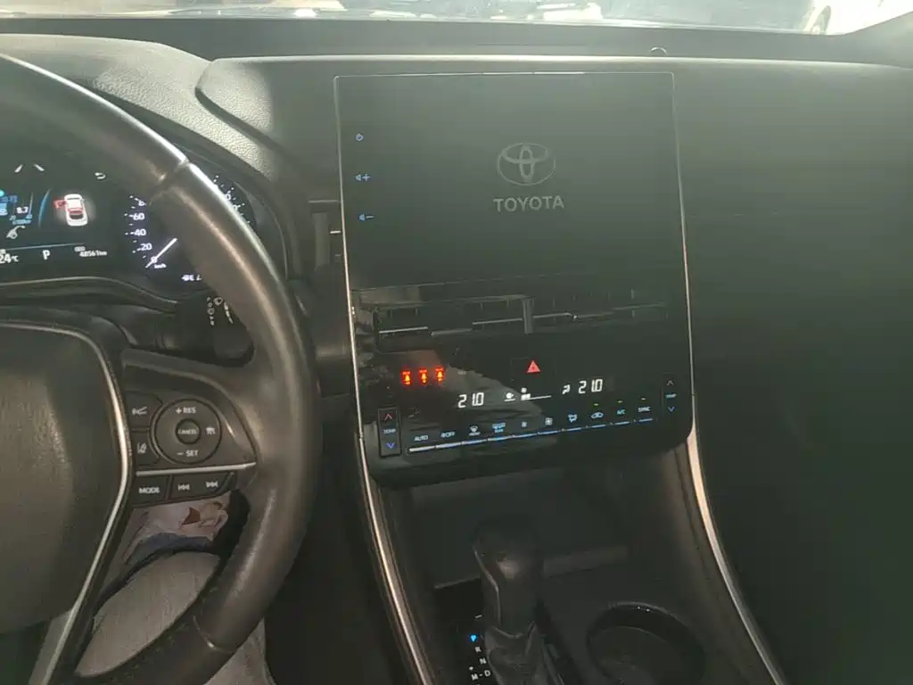 Toyota Avalon — миниатюра 13