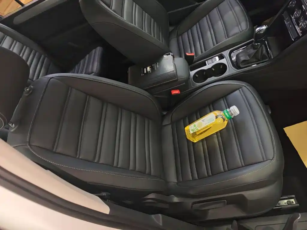 Volkswagen Touran — миниатюра 25
