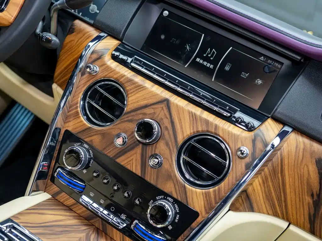 Rolls-Royce Cullinan — миниатюра 26