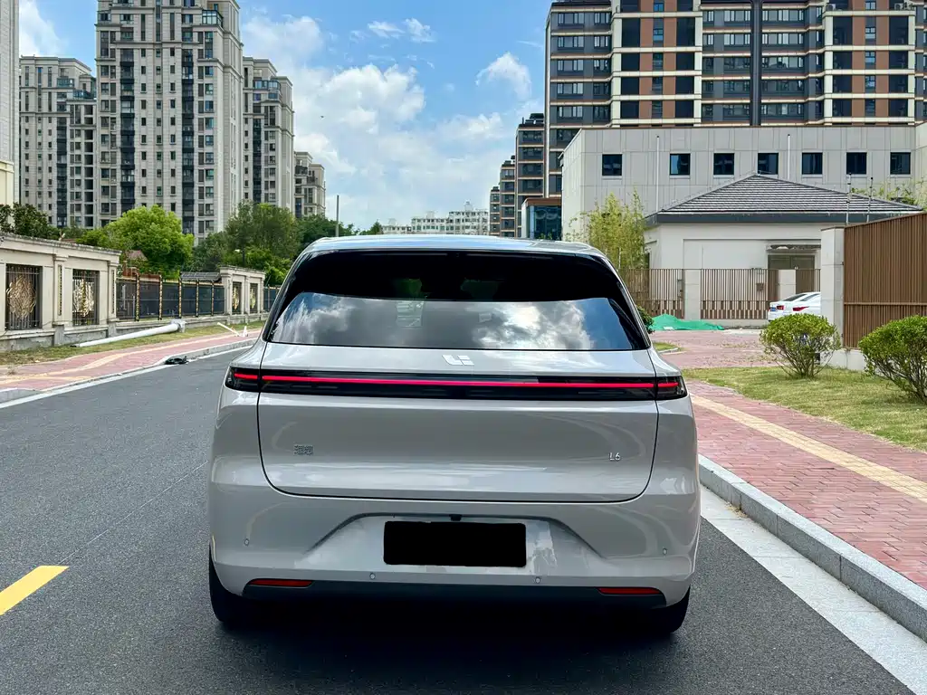 Li Auto IDEAL L6